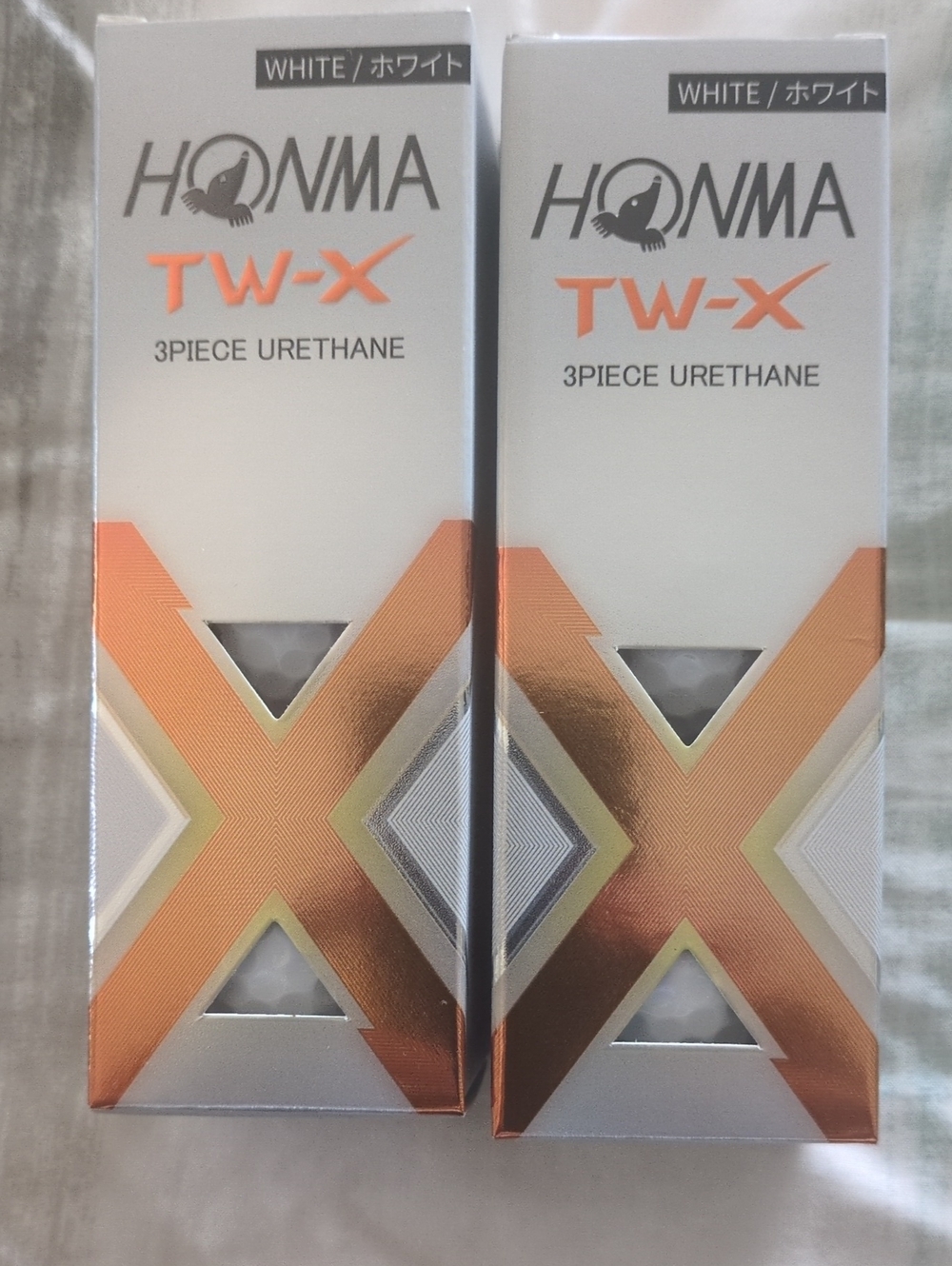 Honma TW-X White 3-Piece Urethane Golf Balls - Two Sleeves